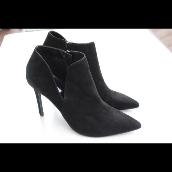 Steve Madden booties - Picture 1 of 13